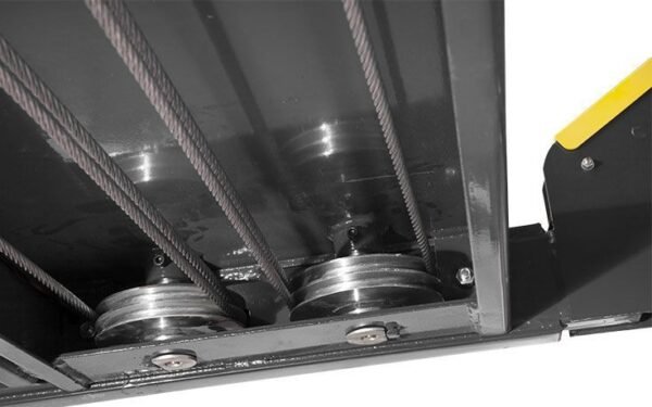 HD-9XL 9,000-lb. Capacity / Four-Post Lift / Standard Width / Extended Length