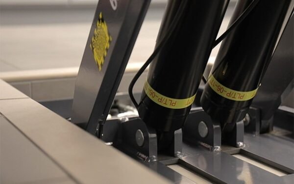 BendPak MDS-6LPF Mid-Rise Scissor Car Lift