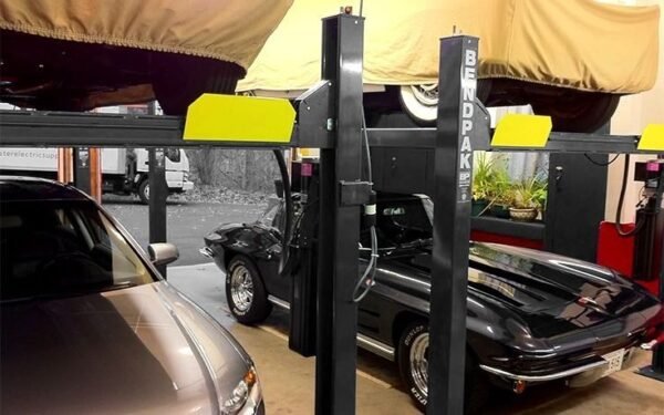 HD-9XL 9,000-lb. Capacity / Four-Post Lift / Standard Width / Extended Length